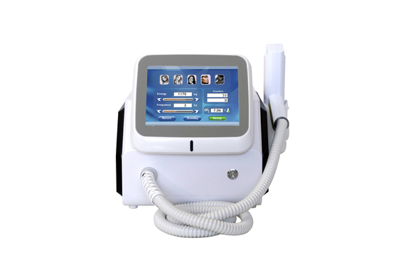 เครื่องเลเซอร์ Q Switch ND Yag สําหรับการกําจัดรอยสัก / การรักษาสิว