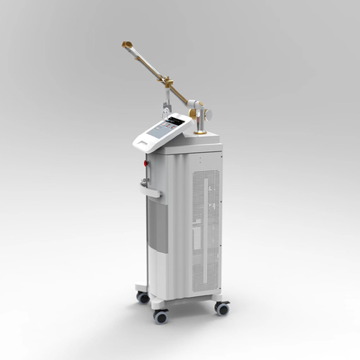 เครื่องจักรเลเซอร์ CO2 ส่วนส่วนมืออาชีพสําหรับผิวผิวใหม่ / ยืด