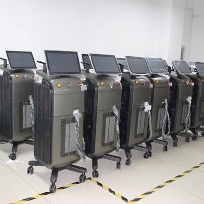 755nm 808nm 1064nm เครื่องทําความงามหลากหลายฟังก์ชัน Pico Nd YAG เลเซอร์ด้วยเทคโนโลยี RF